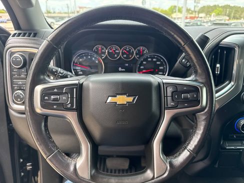 Used 2021 Chevrolet Silverado 1500 LT image 25