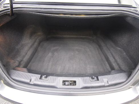 Used 2017 Ford Taurus SEL FWD image 23