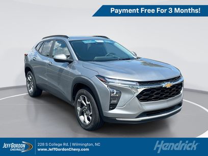 Used 2024 Chevrolet Trax LT w/ Driver Confidence Package