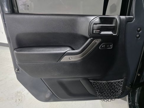 Used 2016 Jeep Wrangler Unlimited Sport w/ Quick Order Package 24S image 14