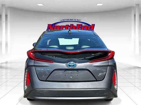 Used 2020 Toyota Prius Prime XLE image 4
