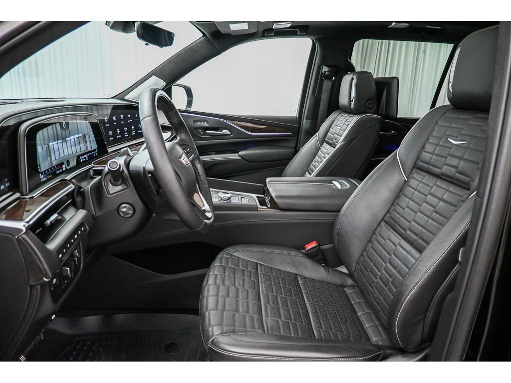 Certified 2024 Cadillac Escalade Sport Platinum w/ LPO, ONYX Package AWD/4WD image 43