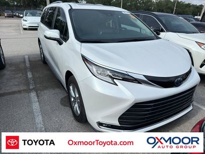Certified 2023 Toyota Sienna Limited
