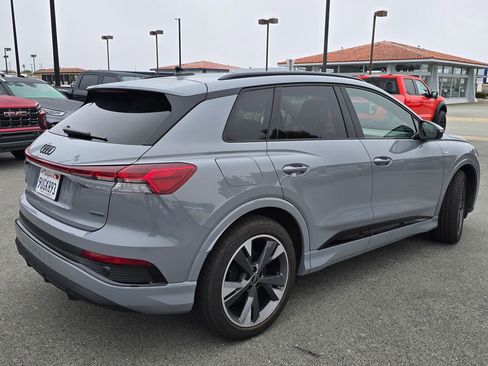 Used 2025 Audi Q4 e-tron Premium Plus w/ Premium Plus AWD/4WD image 4