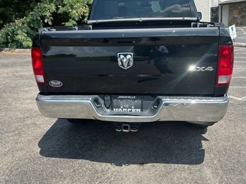 Used 2017 RAM 1500 ST w/ SXT Appearance Group AWD/4WD image 8