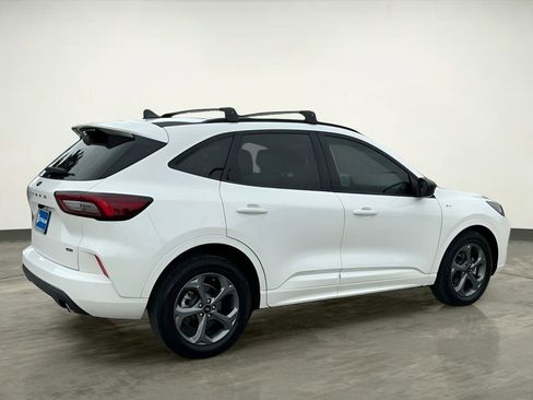 Used 2023 Ford Escape ST-Line w/ Equipment Group 301A image 7