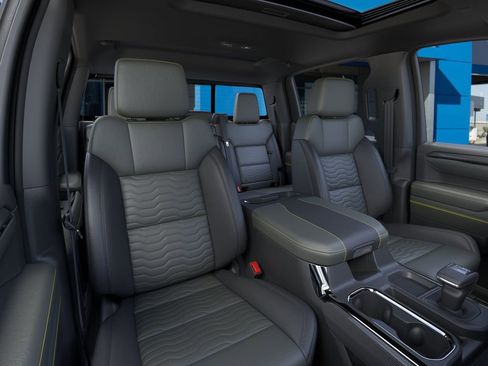New 2026 Chevrolet Silverado 1500 ZR2 w/ Dark Appearance Package AWD/4WD image 16