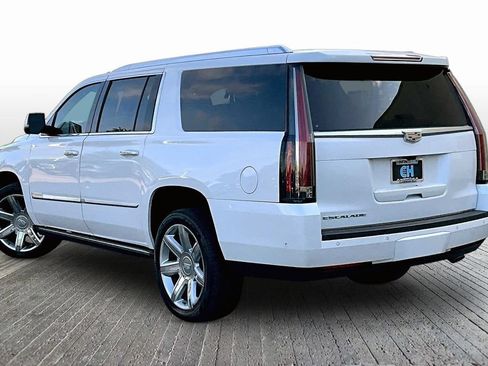 Used 2020 Cadillac Escalade ESV Premium Luxury AWD/4WD image 6