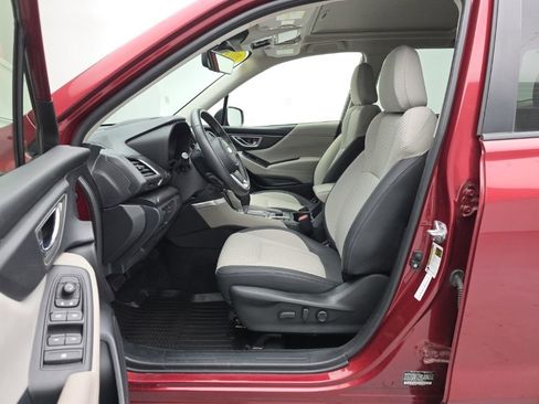 Used 2024 Subaru Forester Premium AWD/4WD image 13