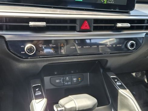 Used 2026 Kia Sorento EX w/ EX Premium Package FWD image 21