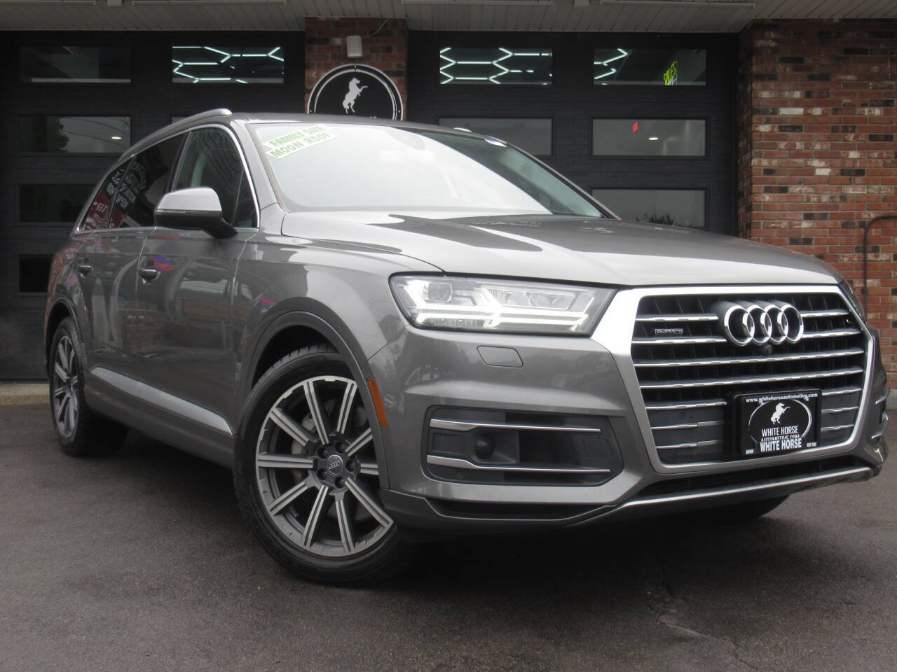 Used 2017 Audi Q7 3.0T Prestige AWD/4WD image 2