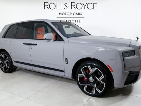 New 2027 Rolls-Royce Cullinan Black Badge AWD/4WD image 5