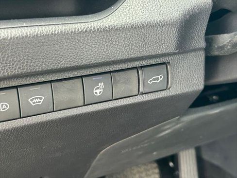 Certified 2025 Toyota RAV4 XLE w/ Convenience Package FWD image 26