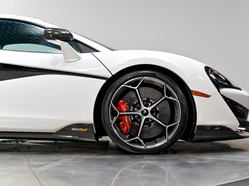Used 2019 McLaren 600LT RWD image 21