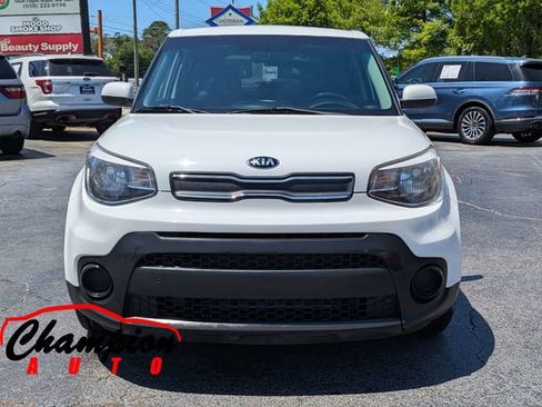 Used 2017 Kia Soul w/ Convenience Package image 7