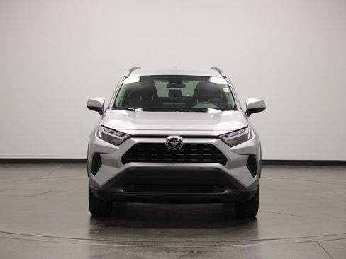 Used 2025 Toyota RAV4 XLE FWD image 3