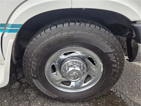 Used 2001 Dodge B3500 RWD image 11