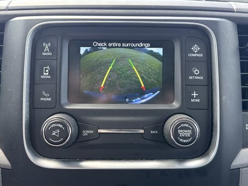 Used 2014 RAM 1500 Express RWD image 5