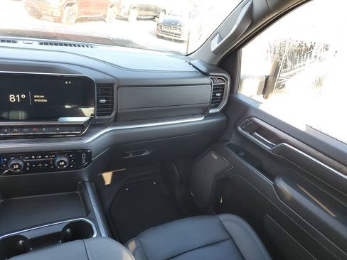 Used 2024 Chevrolet Silverado 2500 LTZ w/ LTZ Plus Package AWD/4WD image 15