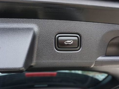 Used 2024 Hyundai Palisade Limited image 11