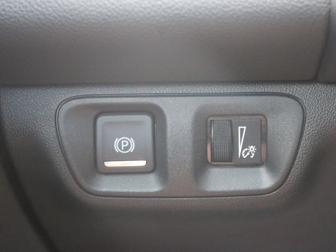 Used 2023 GMC Acadia SLT w/ Preferred Package FWD image 48