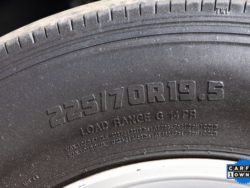 Used 2016 RAM 5500 Tradesman w/ Chrome Appearance Group image 39