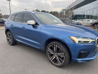 Used 2018 Volvo XC60 T6 R-Design w/ Convenience Package