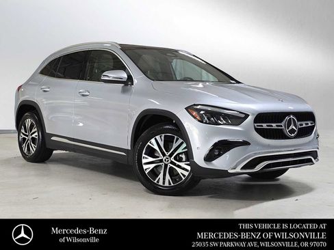 Certified 2026 Mercedes-Benz GLA 250 4MATIC image 1