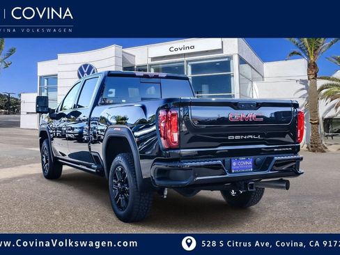 Used 2021 GMC Sierra 2500 Denali w/ Denali Black Diamond Edition image 5