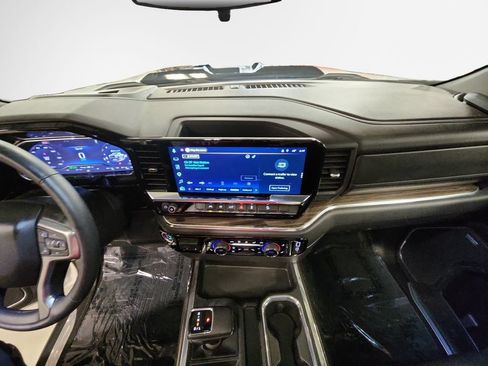 Certified 2025 Chevrolet Silverado 1500 LT Trail Boss w/ Convenience Package II AWD/4WD image 22