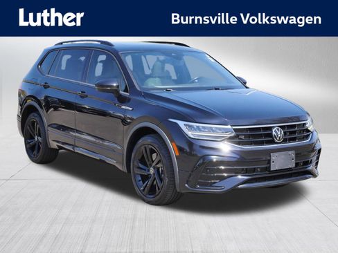 Certified 2023 Volkswagen Tiguan SE R-Line AWD/4WD image 1