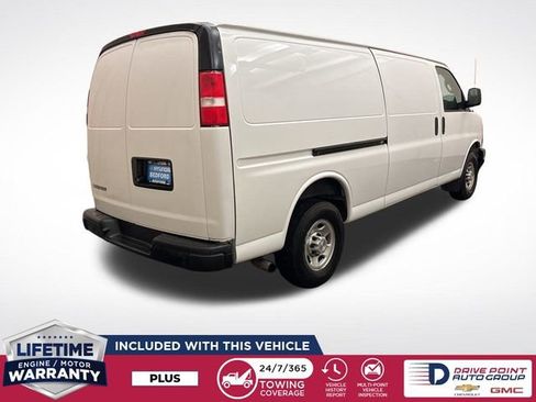 Used 2023 Chevrolet Express 3500 Extended w/ Driver Convenience Package image 6
