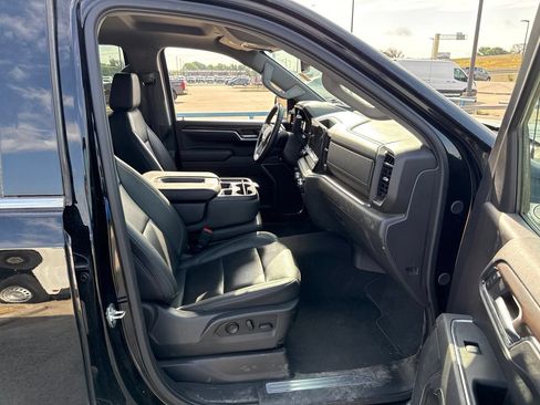 Used 2025 GMC Sierra 1500 SLT RWD image 13