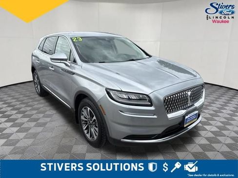 Certified 2023 Lincoln Nautilus AWD w/ Premium Package image 3