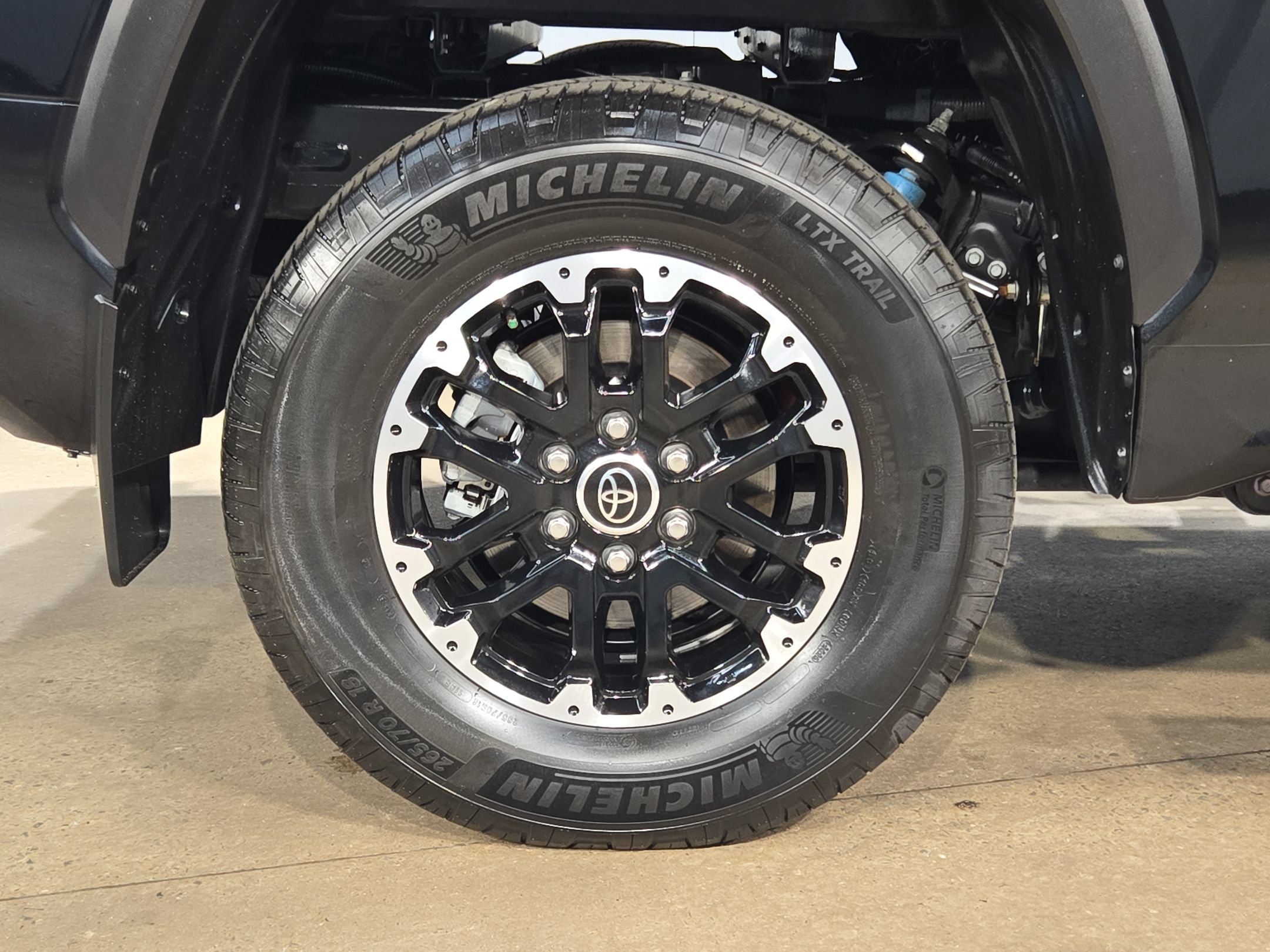 Used 2024 Toyota Tundra SR5 w/ TRD Off-Road Premium Package AWD/4WD image 17