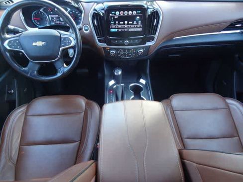 Used 2019 Chevrolet Traverse High Country w/ LPO, Cargo Package AWD/4WD image 17