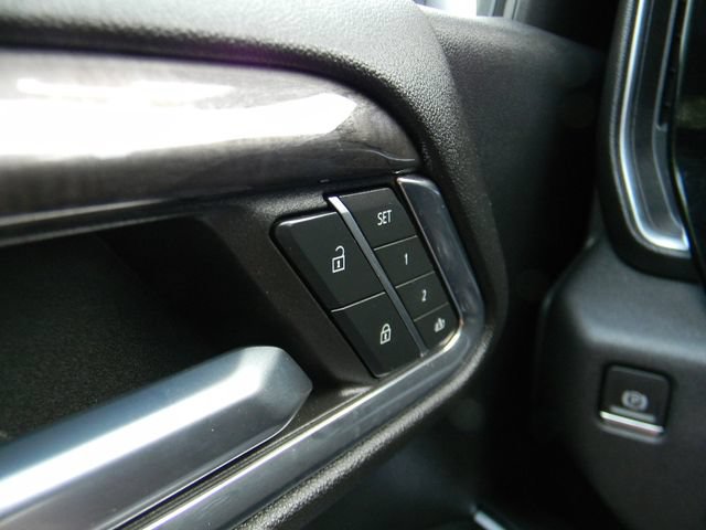 Used 2023 Chevrolet Silverado 1500 LTZ AWD/4WD image 16