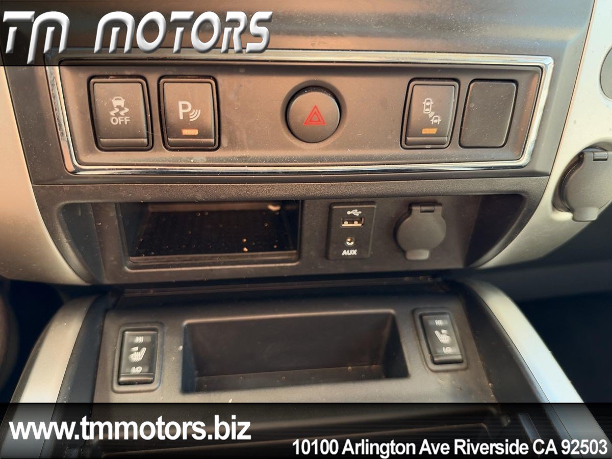 Used 2017 Nissan Titan SV RWD image 15