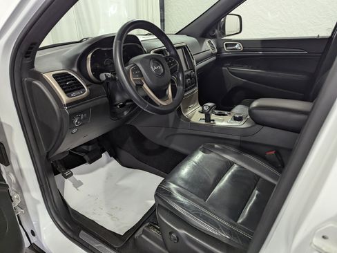 Used 2015 Jeep Grand Cherokee Limited image 14