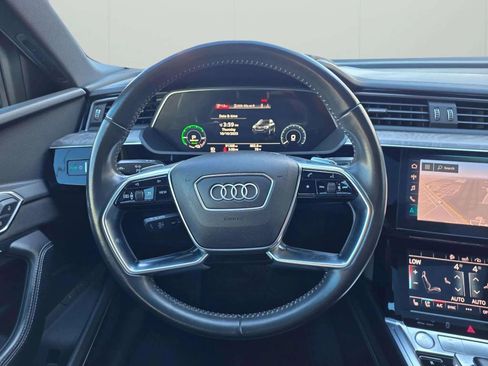 Used 2019 Audi e-tron Prestige w/ Prestige Package image 34