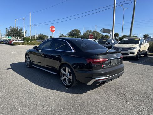 Used 2020 Audi S4 Premium Plus w/ Premium Plus Package image 4