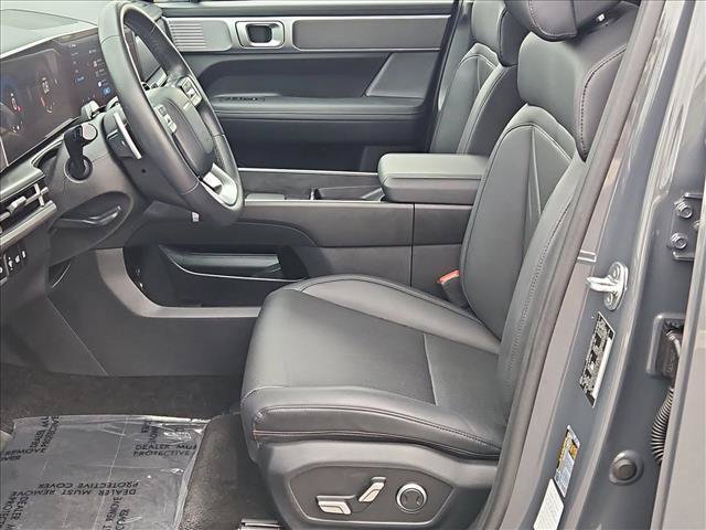 Used 2026 Hyundai Santa Fe SEL FWD image 15