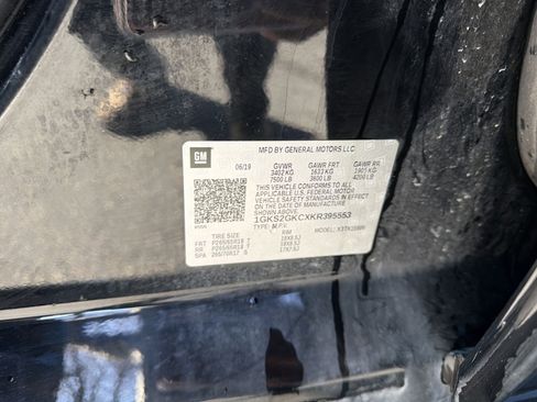 Used 2019 GMC Yukon XL SLT image 17