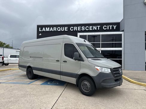 Used 2023 Mercedes-Benz Sprinter 3500 image 1