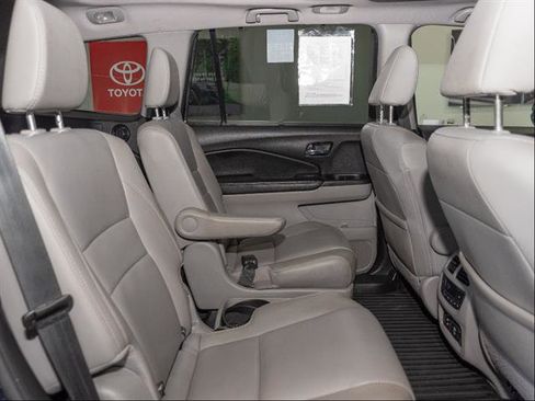 Used 2018 Honda Pilot Elite image 24
