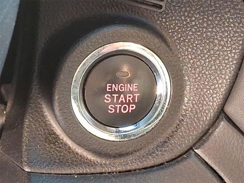 Used 2020 Subaru Outback Premium image 21