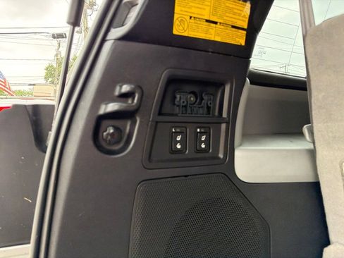 Used 2008 Toyota Sequoia Limited RWD image 10