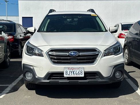 Used 2019 Subaru Outback 2.5i Limited image 2