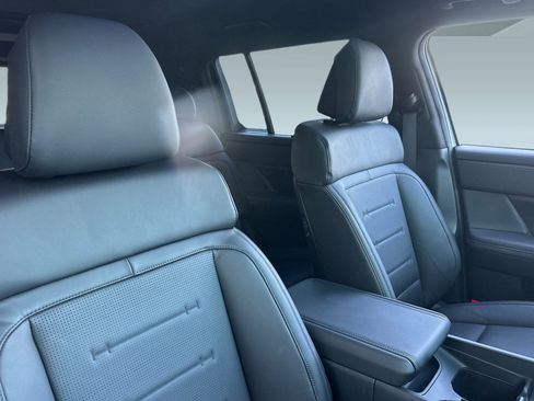 Used 2025 Hyundai Santa Fe Calligraphy image 31