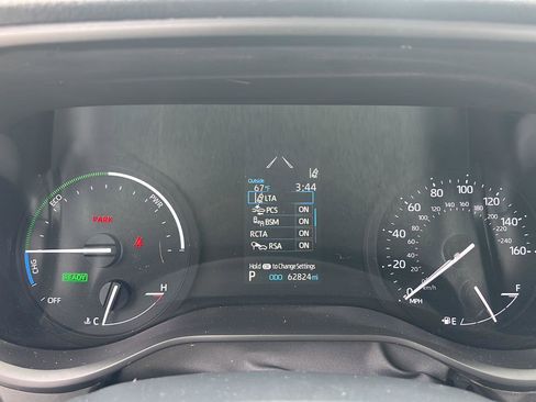 Used 2022 Toyota Sienna LE AWD/4WD image 3